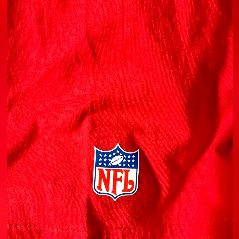 💕host pick💕 NFL San Francisco 49ers Red T-Shirt with Logo Tag - Picture 5 of 7